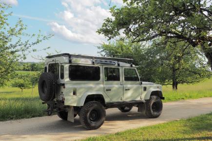 Land Rover Defender Td5 Prerunner